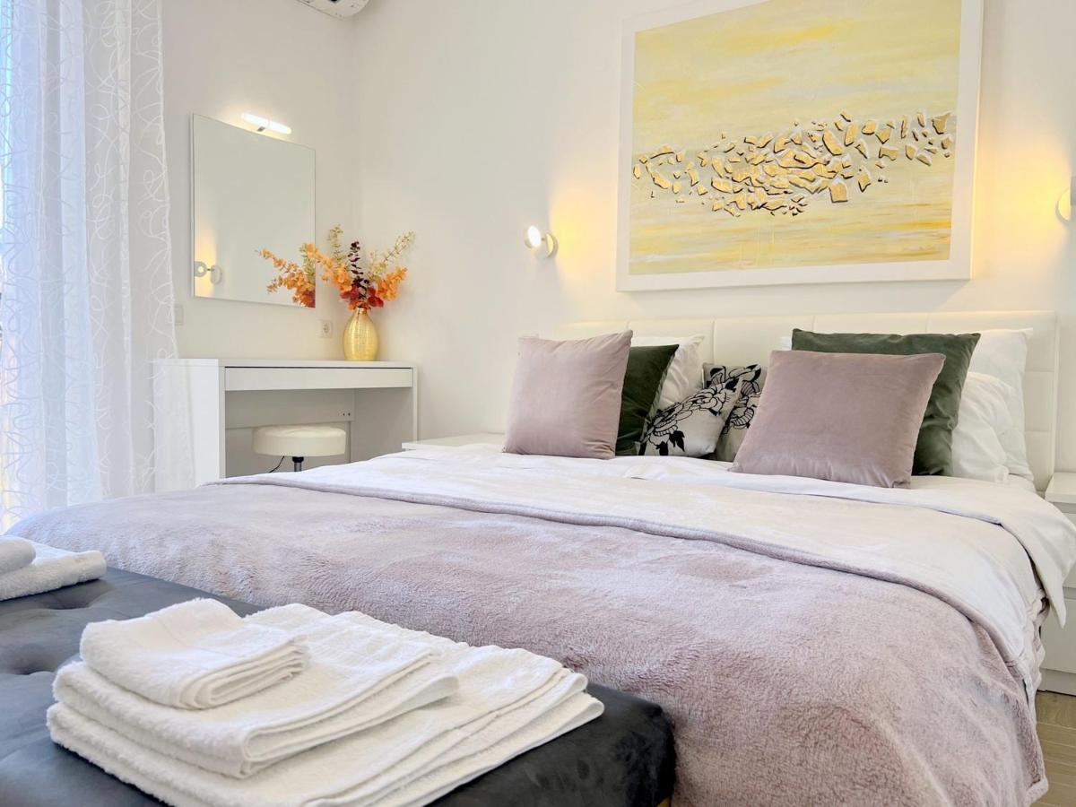 King Residence Old Town Rab - Adults Only Rab Town Bagian luar foto