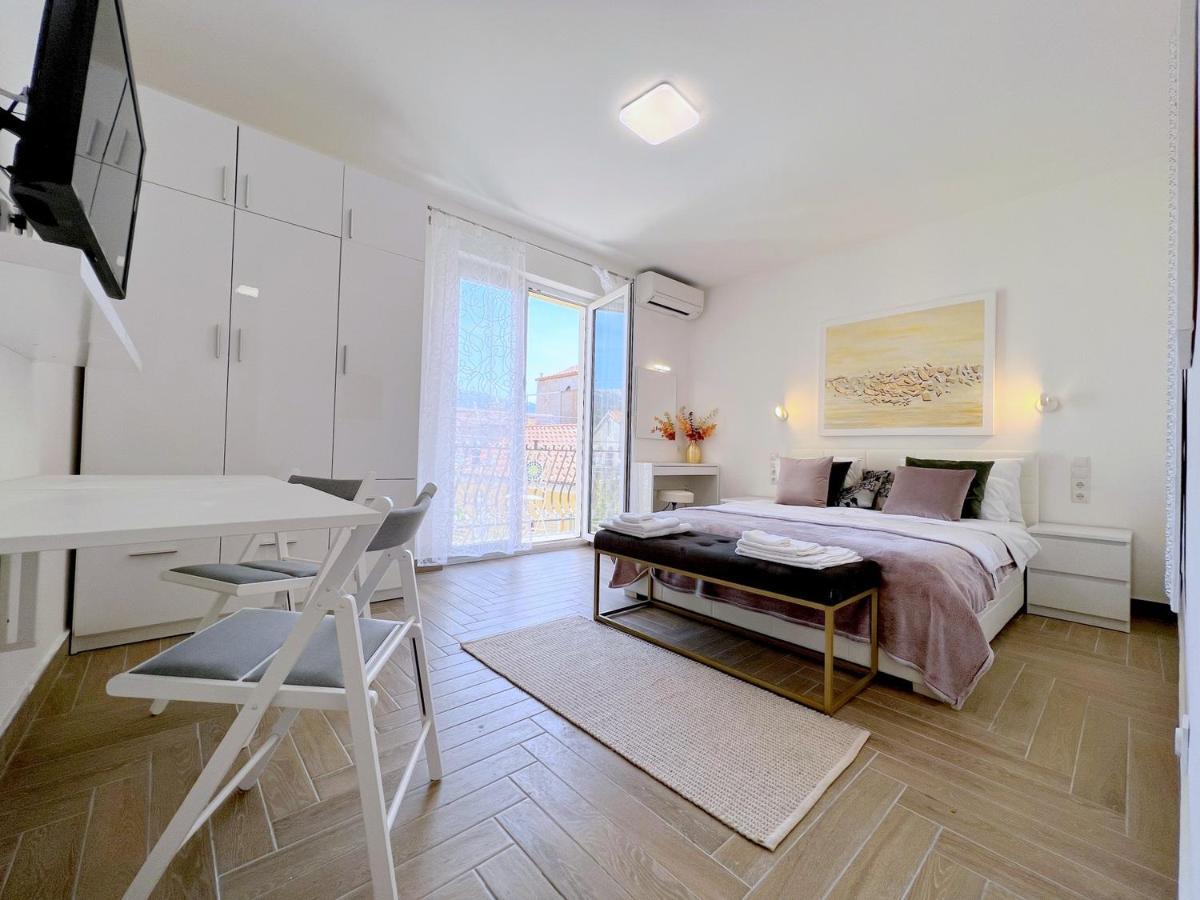 King Residence Old Town Rab - Adults Only Rab Town Bagian luar foto