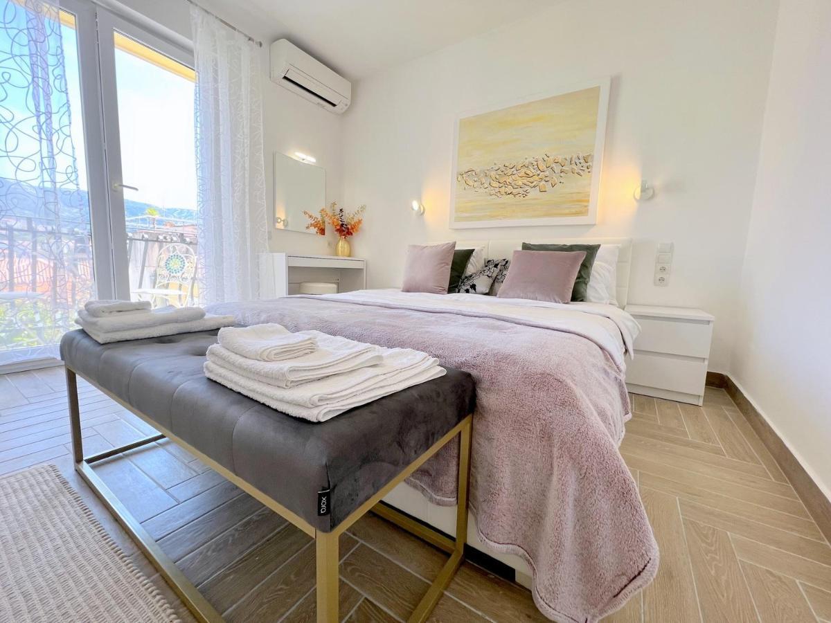 King Residence Old Town Rab - Adults Only Rab Town Bagian luar foto