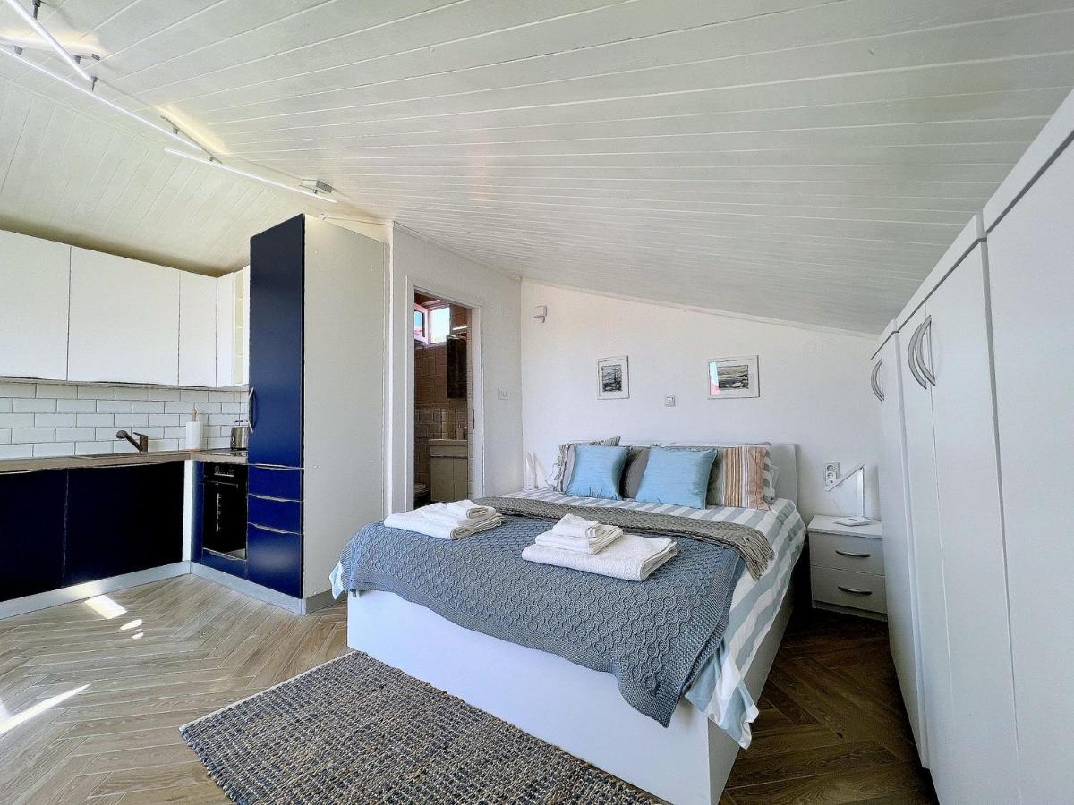 King Residence Old Town Rab - Adults Only Rab Town Bagian luar foto
