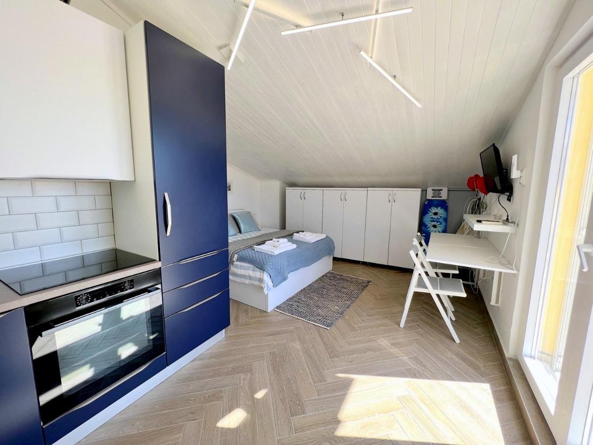 King Residence Old Town Rab - Adults Only Rab Town Bagian luar foto