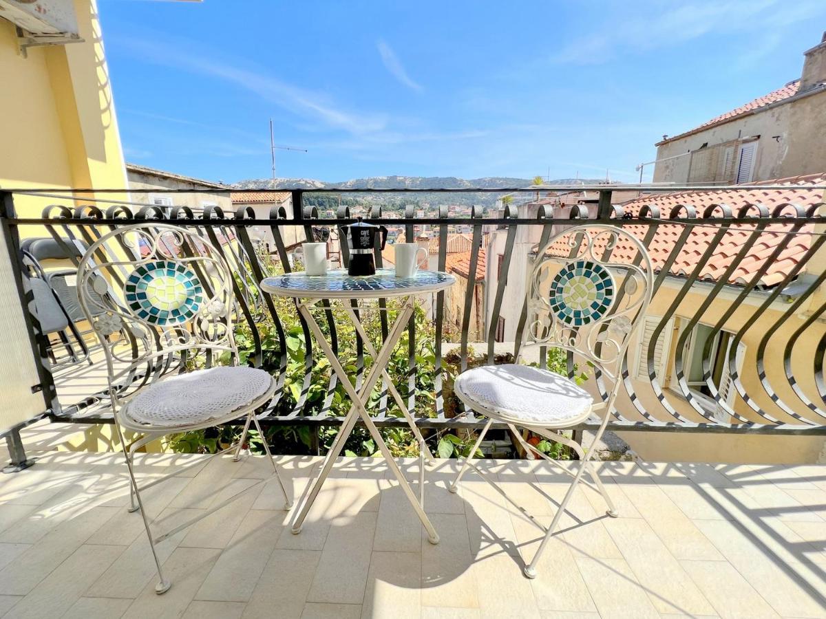 King Residence Old Town Rab - Adults Only Rab Town Bagian luar foto